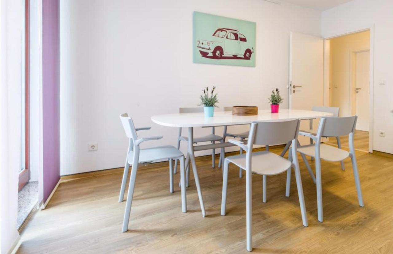 Homefy Oldtown Apartment - 6 People - 2 Bath - Balcony - Top Location Düsseldorf Exterior foto